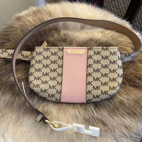 Michael Kors Handbags - Michael Kors | Belted Fanny Pack